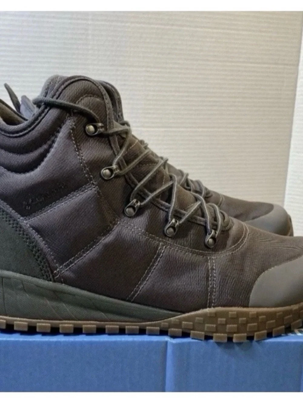 Columbia Men's Fairbanks Omni-Heat 200g Waterproof Winter Boots Black NWB Sz 12